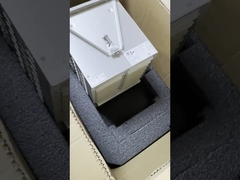 Le système de stockage doit être équipé d'un système de stockage de données.