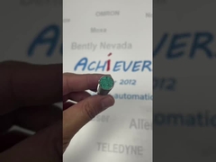 Le dépistage est effectué par un dépistage de l'infection.