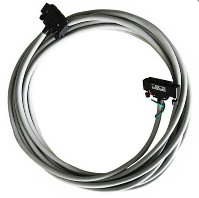 Le câble de signalisation AKB331-M020 Yokogawa AKB331 (50-50 broches)