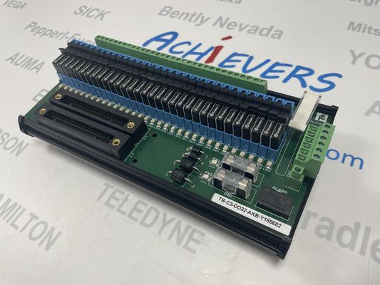 Bornier de terminaison P&F TB-C3-DO32-AKB-Y188682 avec connexion à 4 fils et fonction de commutation normalement ouvert/fermé