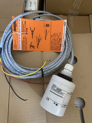 Endress Hauser FDU91 - RG2AA est une sonde de niveau ultrasonique