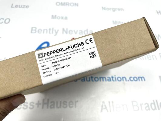 Le capteur photoélectrique diffus de Pepperl+Fuchs OBT200-18GM-E4