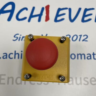 Appuyez sur le bouton d'arrêt d'urgence EATON M22-PVKC11-IY