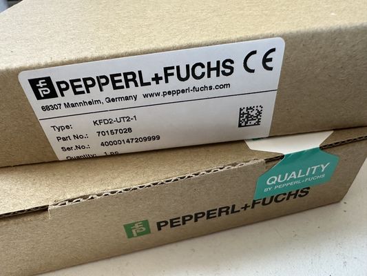 KFD2-UT2-1 PEPPERL FUCHS Barrière isolée Convertisseur de température universel configurable par PACTware