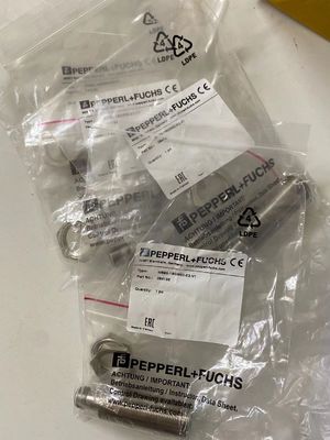 Sensor inducteur Pepperl+Fuchs NBB5-18GM50-E2-V1