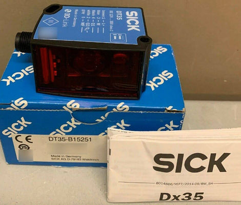 SICK DT35-B15251 Capteurs de distance laser Dx35 Connecteur mâle M12, 5 broches