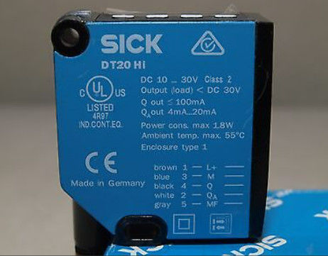 SICK Capteurs de distance au laser DT20 Hi DT20-P244B 24,3 mm x 72,4 mm x 54,1 mm