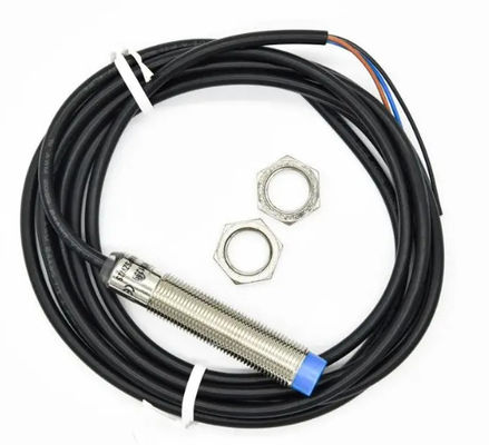 SICK IME12-04BPSZW2K Capteurs de proximité inductifs IME Voltage d'alimentation 10 V DC-30 V DC
