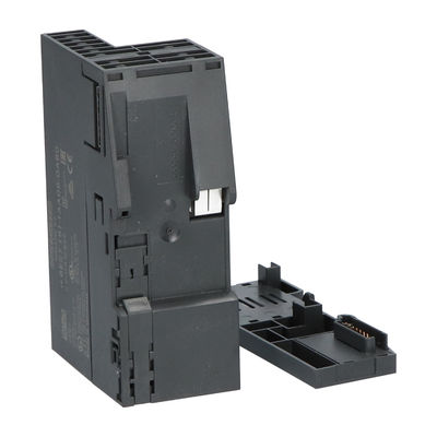 Le module d'interface SIMATIC DP de Siemens 6ES7151-1AA06-0AB0 est un nouveau modèle d'appareil électronique