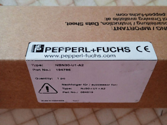 Capteur inducteur Pepperl Fuchs NBN30-U4-A2 avec une face de détection de PA durable