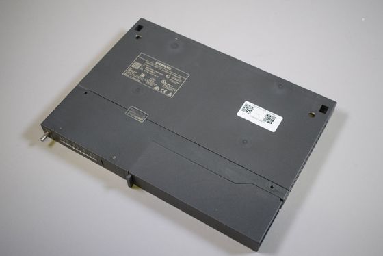 NFP Siemens IM 151-1 ST SIMATIC DP Interface Module 6ES7151-1AA06-0AB0 avec une perte de puissance de 3,3 W