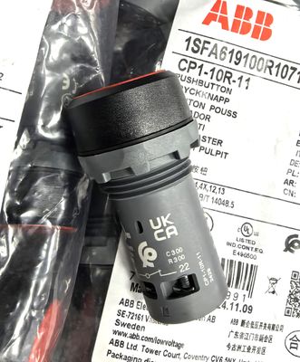 Bouton de pression ABB CP1-10R-11 durable et fiable pour les applications industrielles