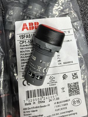 Bouton de pression ABB CP1-10R-11 durable et fiable pour les applications industrielles