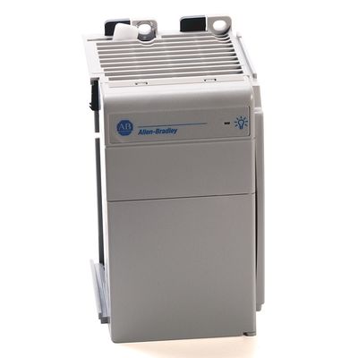 Allen Bradley 1769-PA4 1769 CompactLogix alimentation électrique pour la ligne de produits Panelview Plus 7