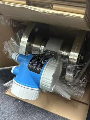 Endress Hauser 7E2C1H-2M8J1/0 Proline Prowirl F 200 débitmètre de vortex avec température ambiante de -20 à 60 °C -4 à 140 °F