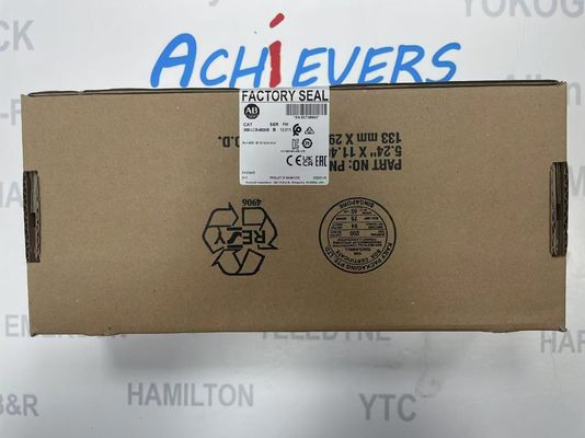 Contrôleur programmable Allen-Bradley 2080-LC30-48QWB, catégorie de tension 120/240 Volts CA