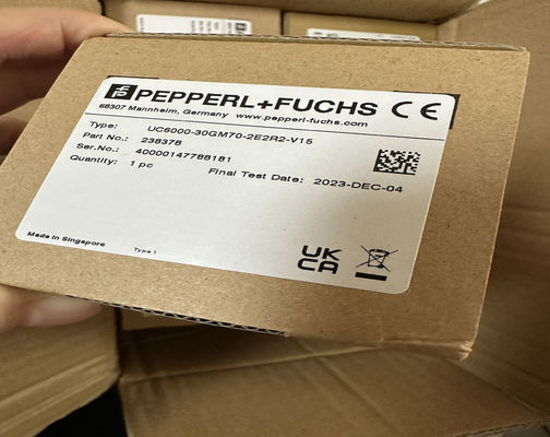 Le détecteur ultrasonique P&F UC6000-30GM70-2E2R2-V15