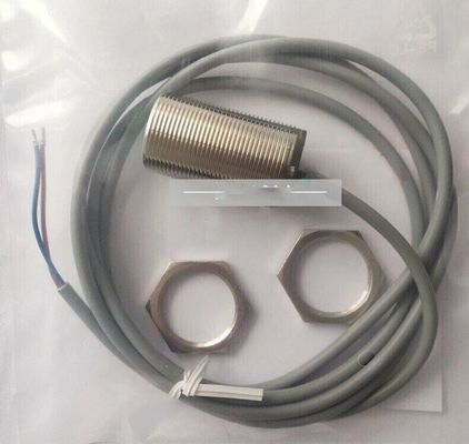 Interrupteur inductif Siemens 3RG4014-0CD00 avec protection contre la pénétration IP66/67 et une plage de mesure maximale de 1300 mbar 522 inH²O