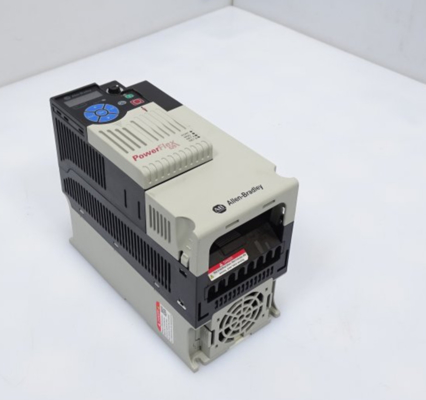 Le moteur à fréquence réglable Allen-Bradley 25B-D017N114