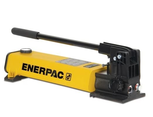 Pompe manuelle hydraulique légère Enerpac P802 | Solution de pompe manuelle à deux étages
