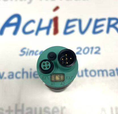 Le dépistage est effectué par un dépistage de l'infection.