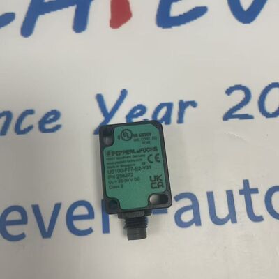 Capteur de détection directe à ultrasons  UB100-F77-E2-V31