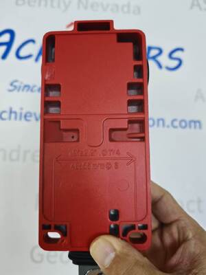 Telemecanique XY2CH13150H7 Interrupteur d'arrêt d'urgence à traction par câble