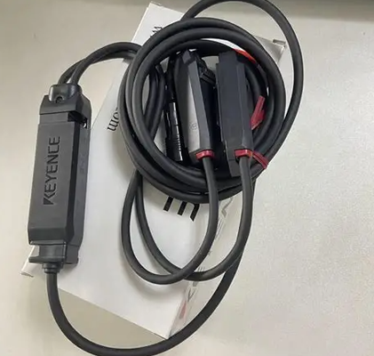 Le capteur de micro-écoulement liquide Keyence FD-XS8