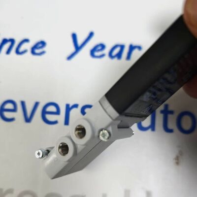 Les pièces de rechange doivent être équipées d'un dispositif de rechange.