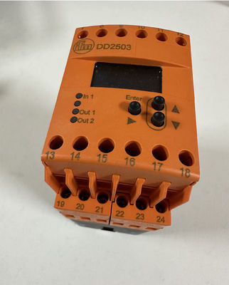 IFM DD2503 Unité d'évaluation de la surveillance de la vitesse avec une plage de mesure de -100 à 600 °C et des contraintes de courant 3000